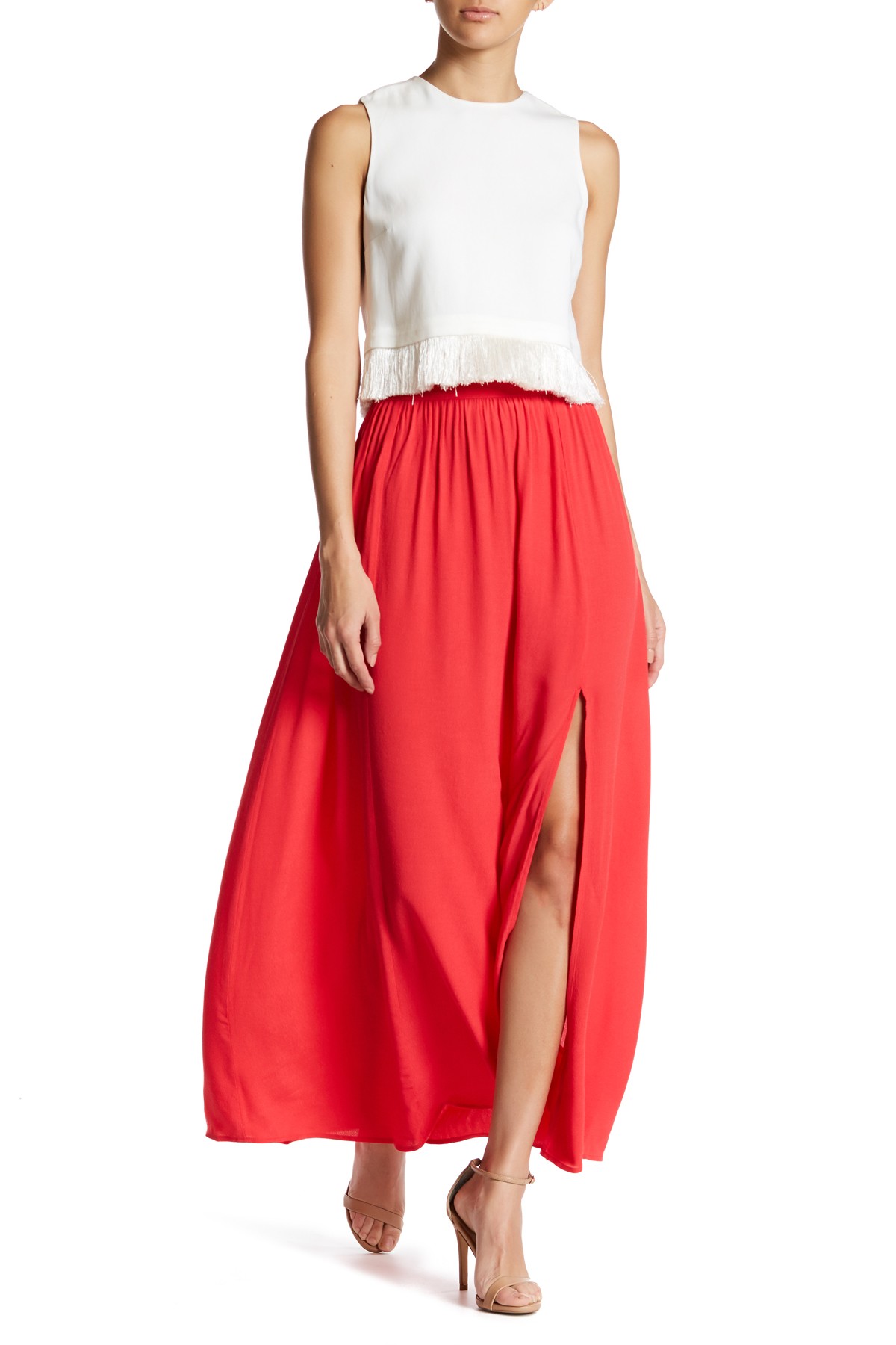 Pollera coral con tajo
