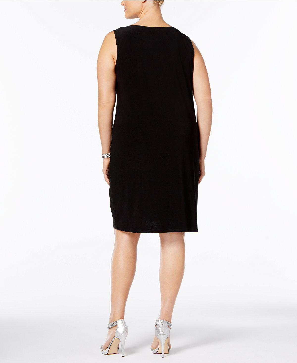 Conjunto de casaca y vestido corto