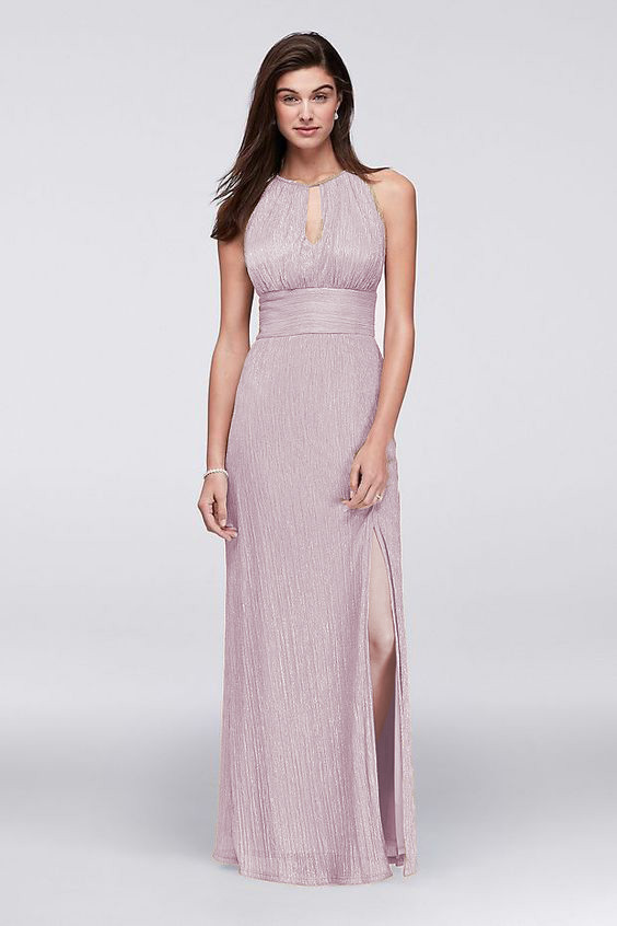 Vestido rosa con corte en cintura