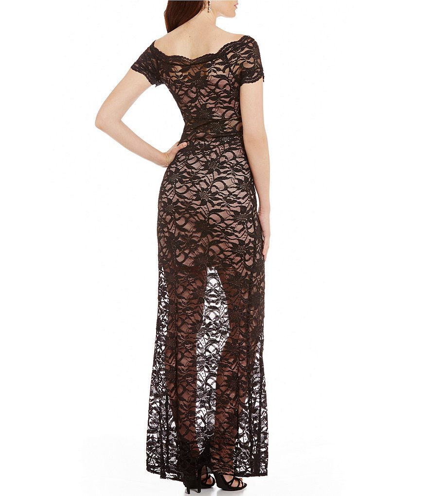 Vestido off the shoulder de encaje con transparencia en cintura