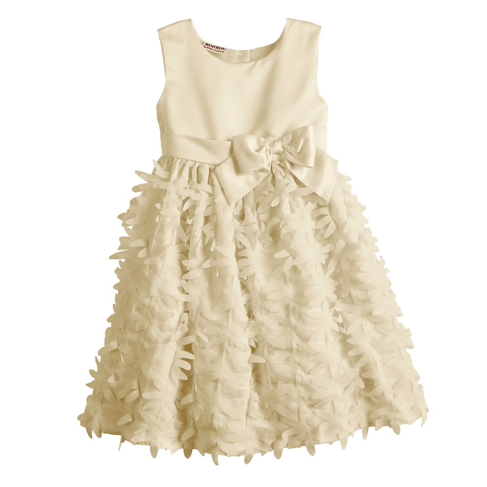 Vestido con relieve en gasa en falda
