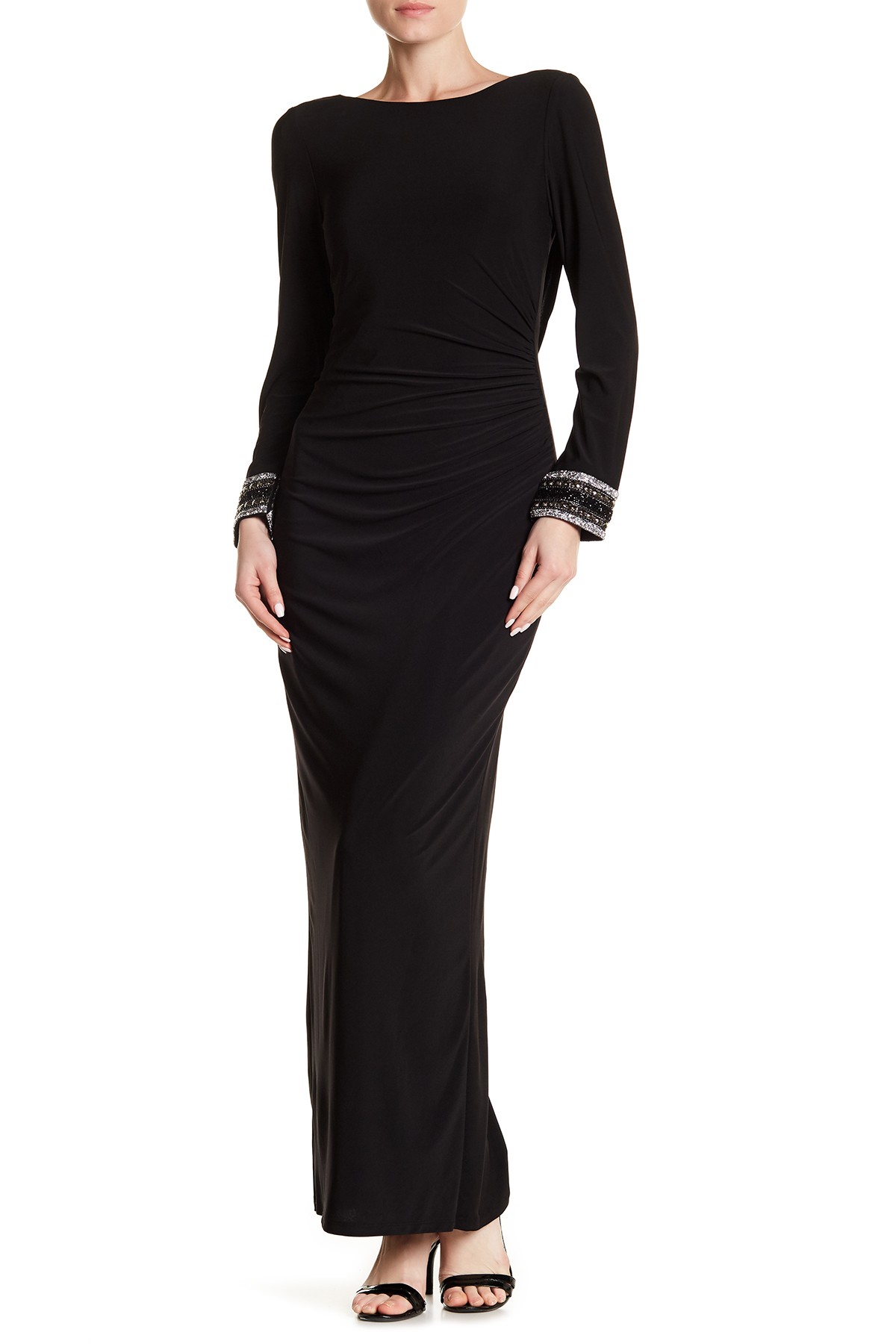 Vestido con manga larga y espalda escotada