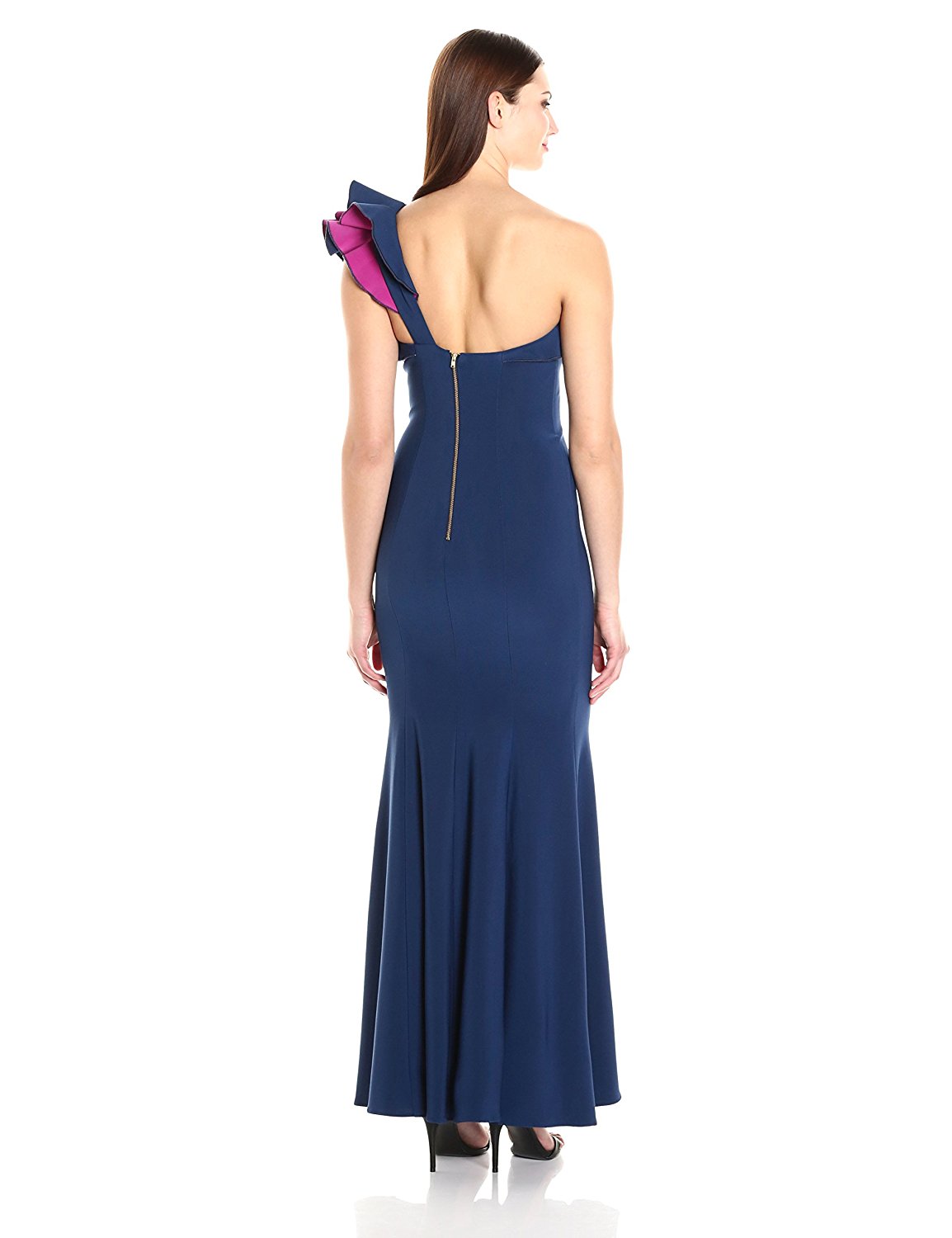 Vestido con volado en hombro