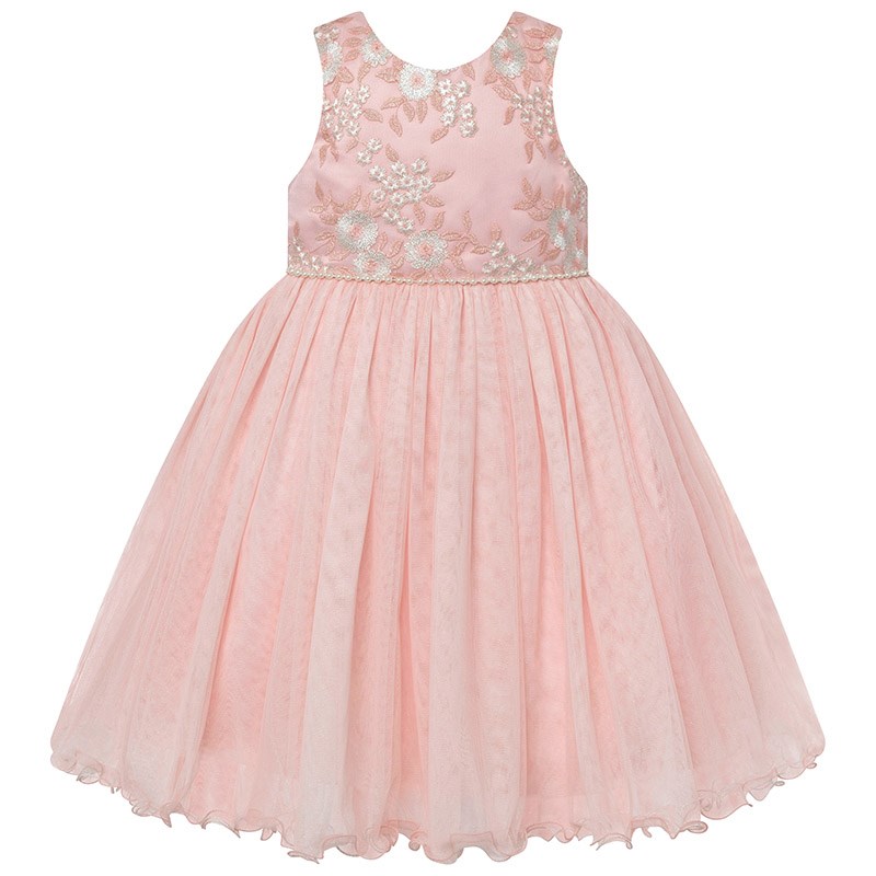 Vestido con perlas en cintura