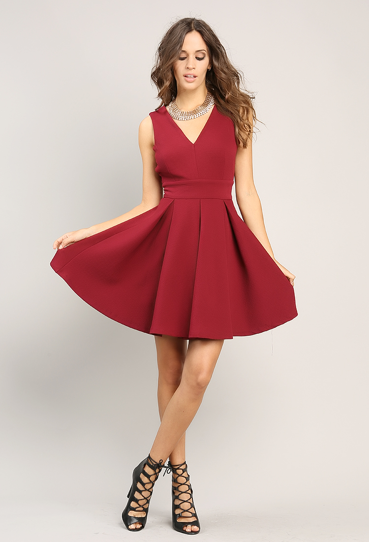 Vestido con escote en espalda