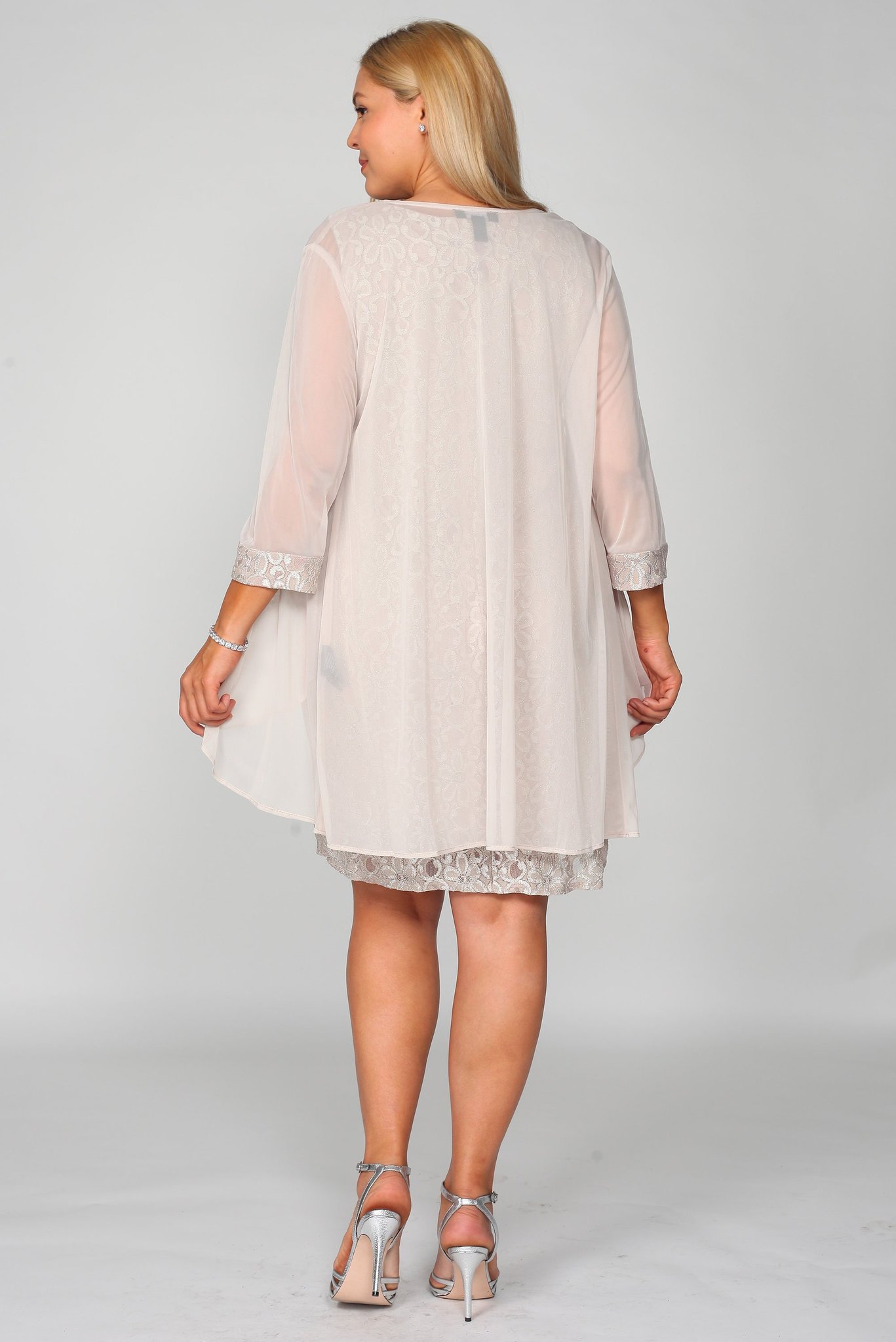 Conjunto de casaca y vestido