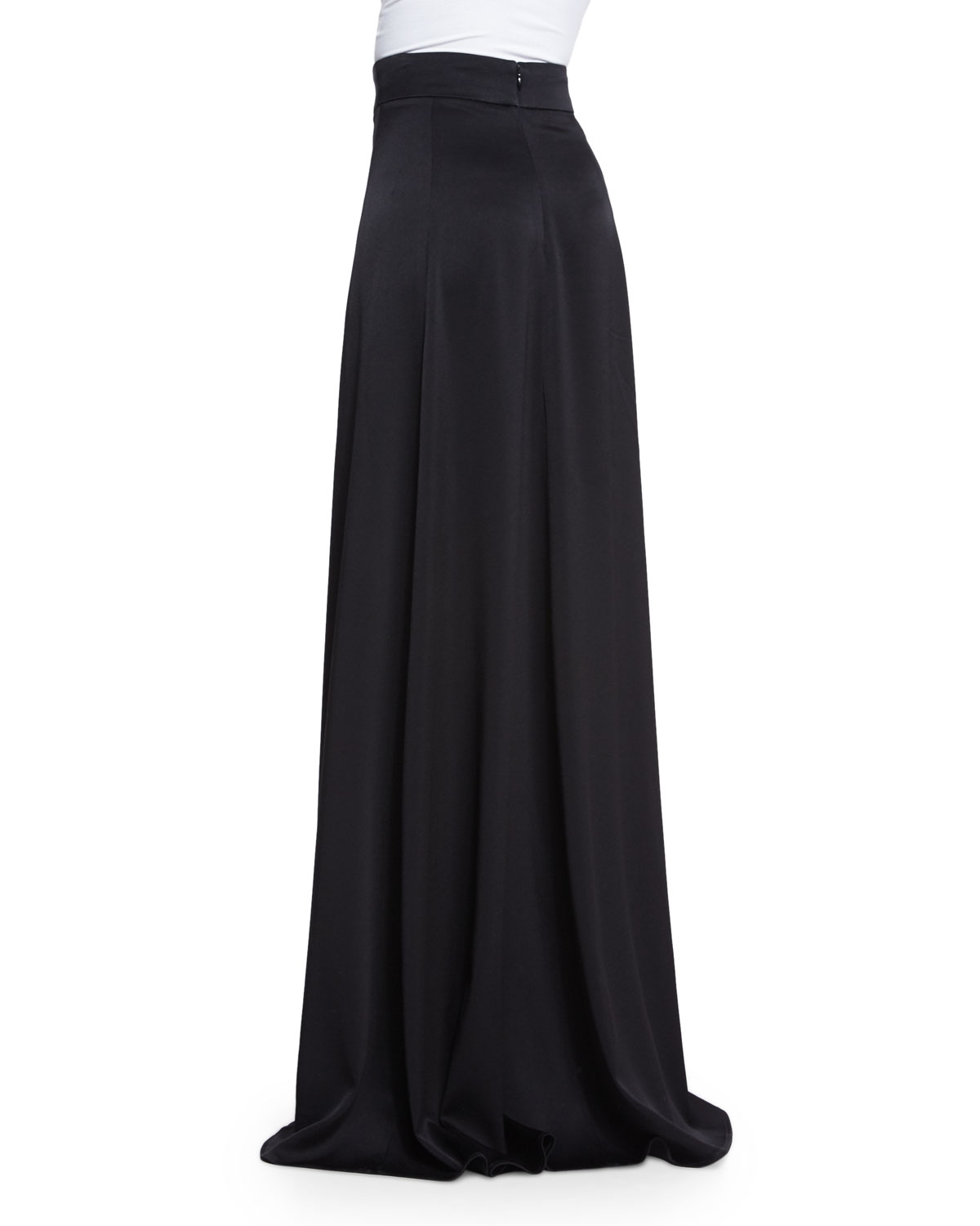 Pollera negra larga