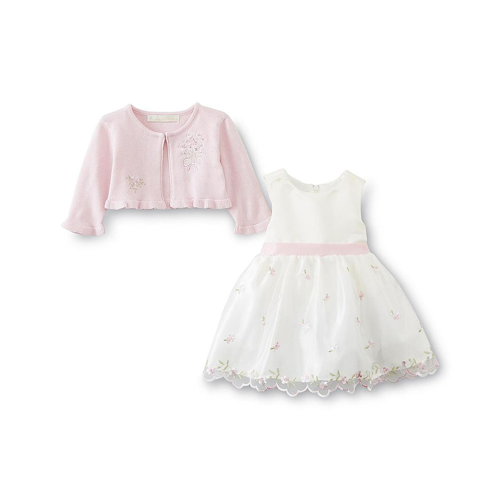 Conjunto de vestido y saco en hilo