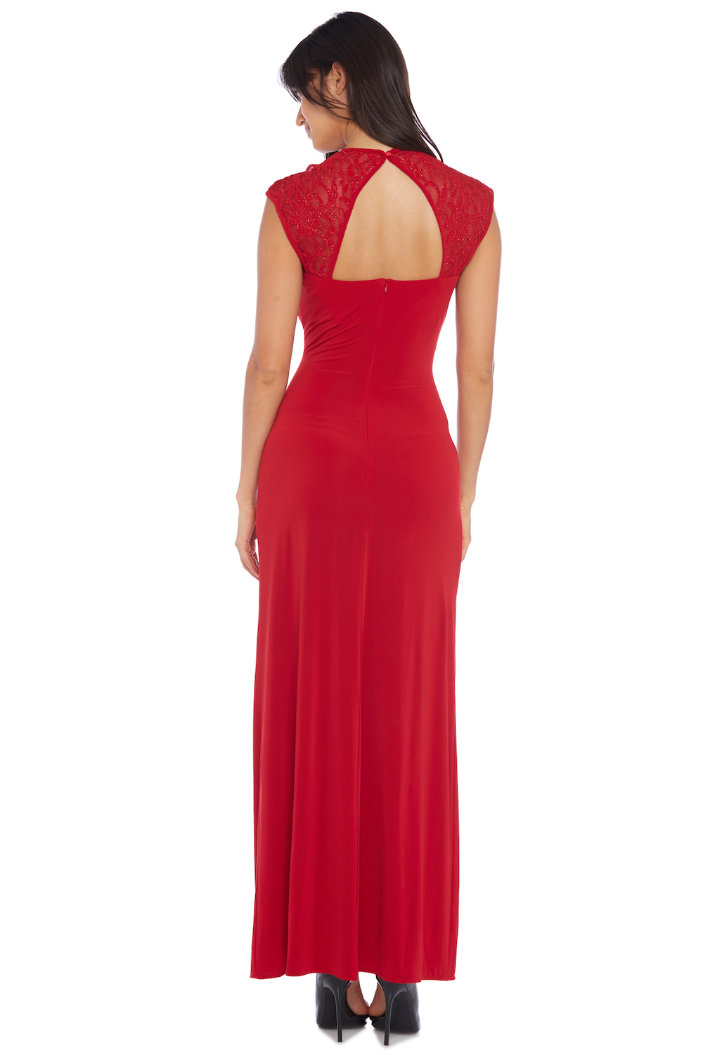 Vestido con mangas de encaje