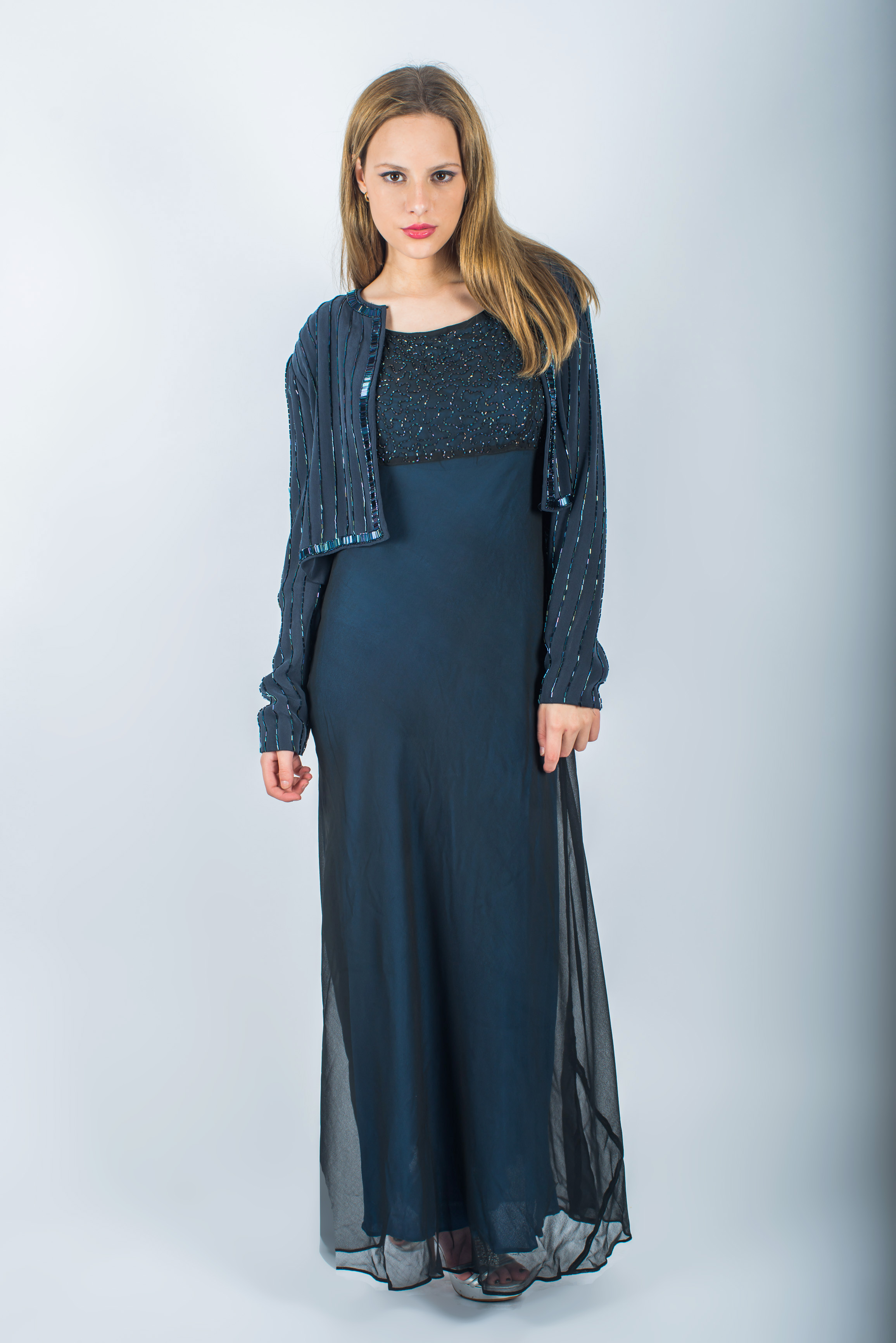 Vestido con top bordado