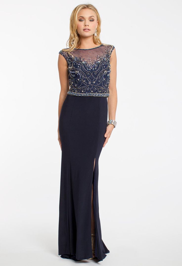 Vestido con top bordado