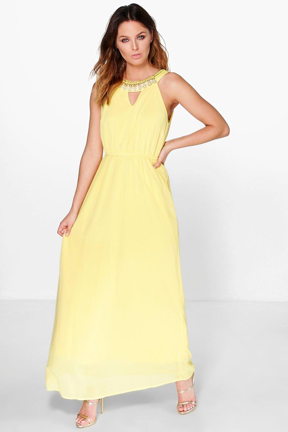 Vestido con bordado en escote