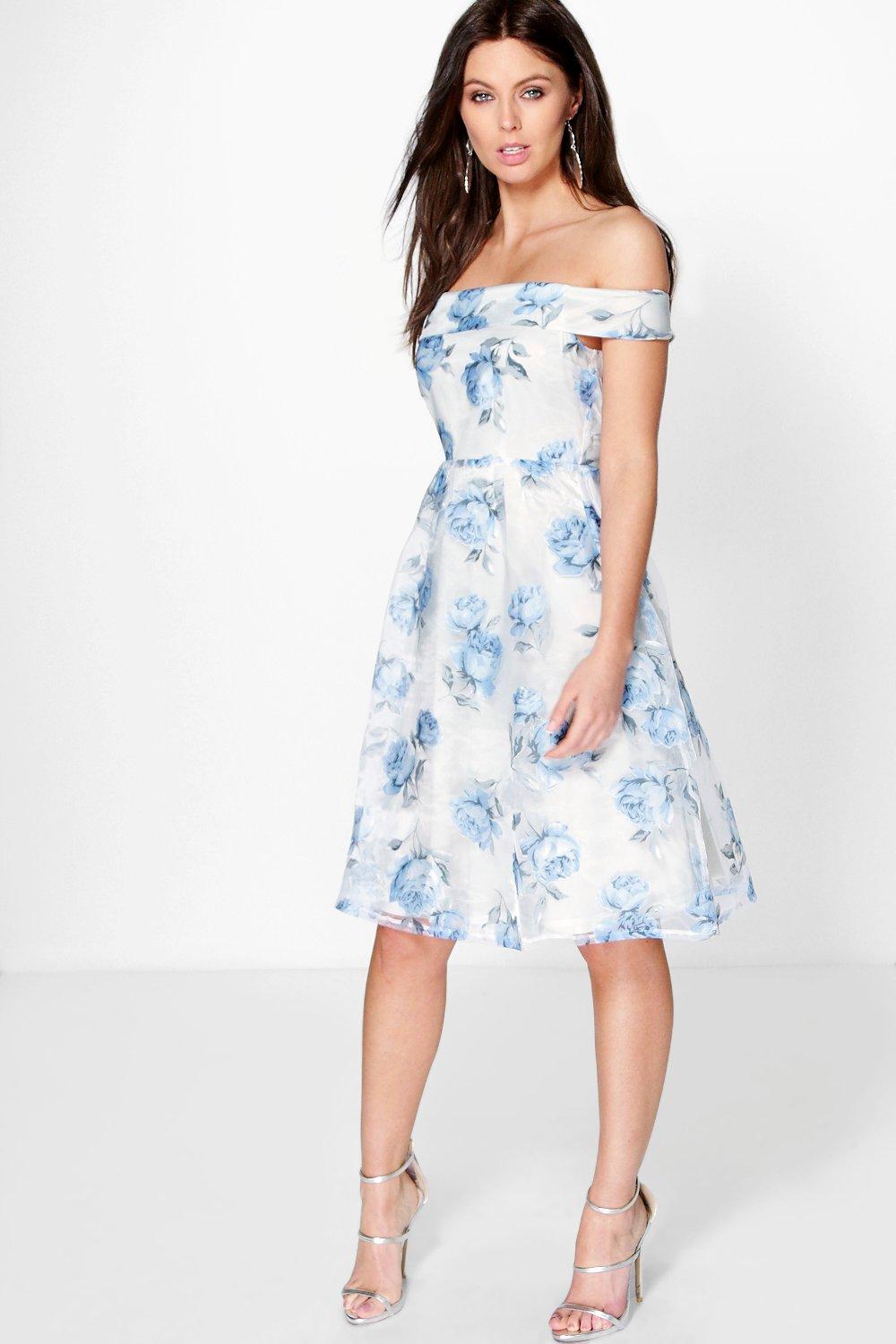 Vestido off the shoulder en tul estampado