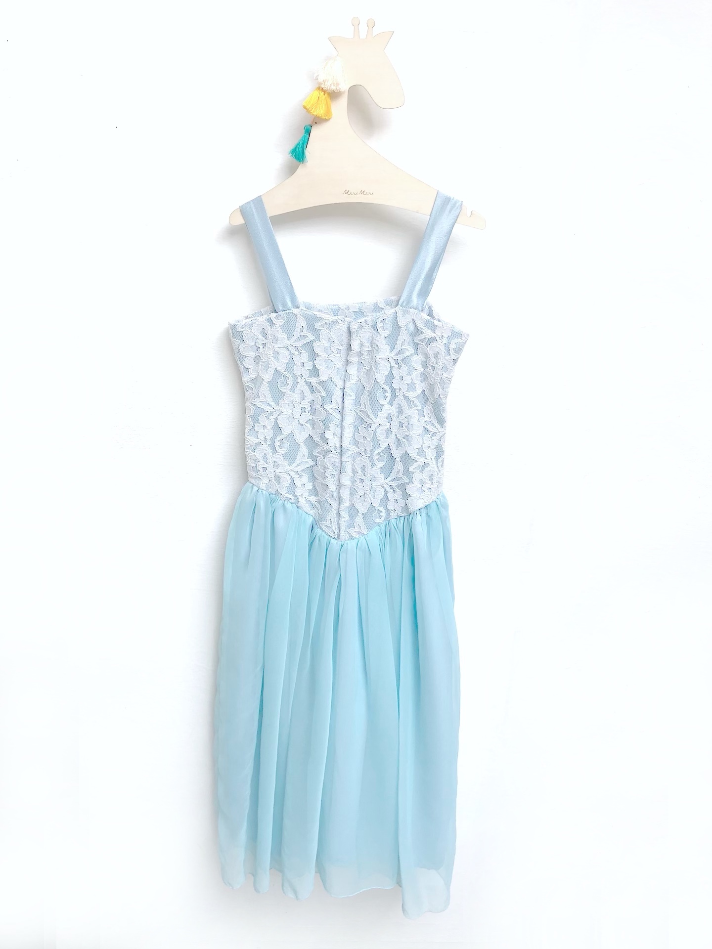 Vestido con top de encaje