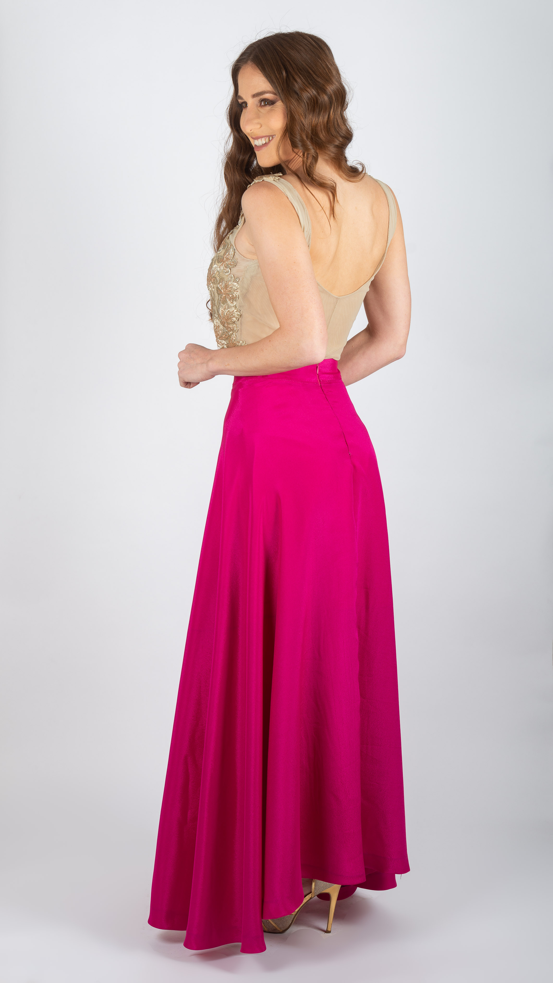 Body dorado con apliques