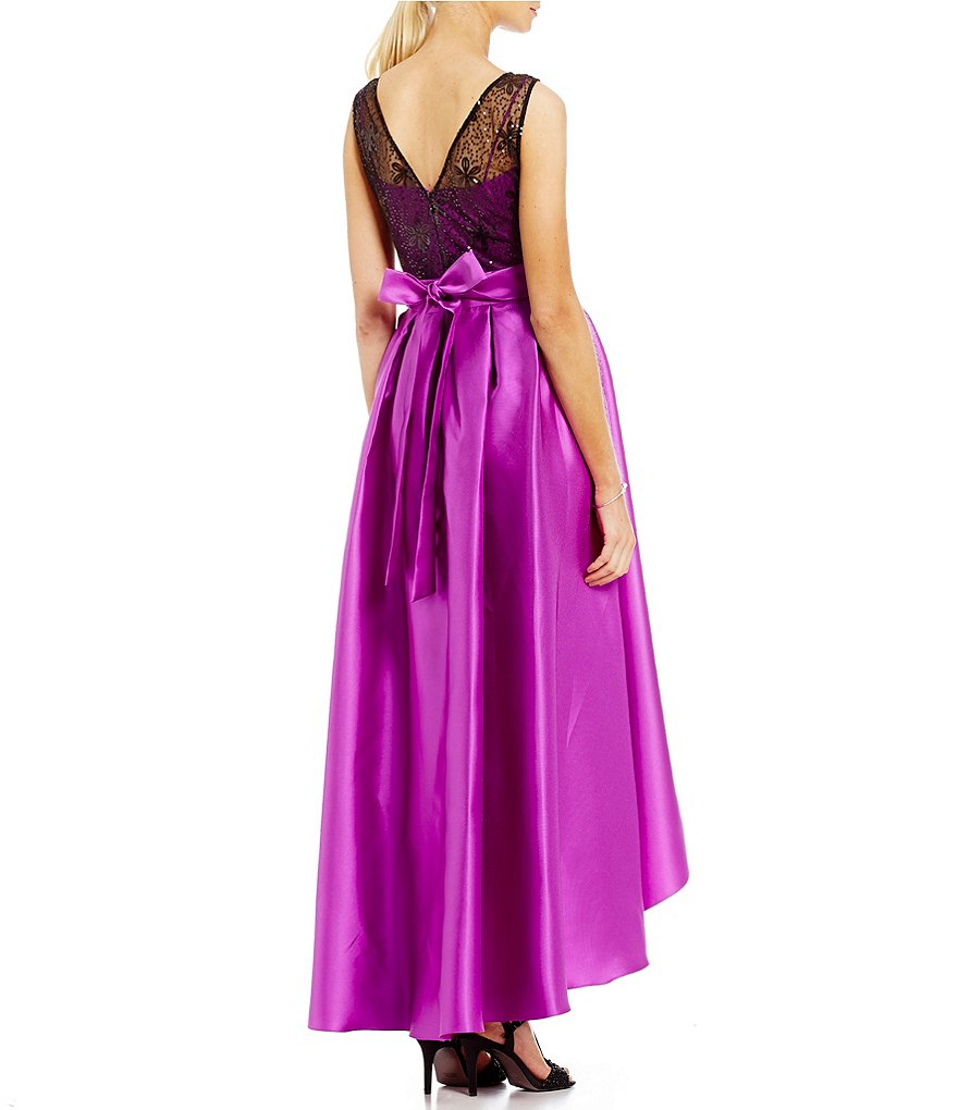 Vestido con top de encaje y falda en tafeta