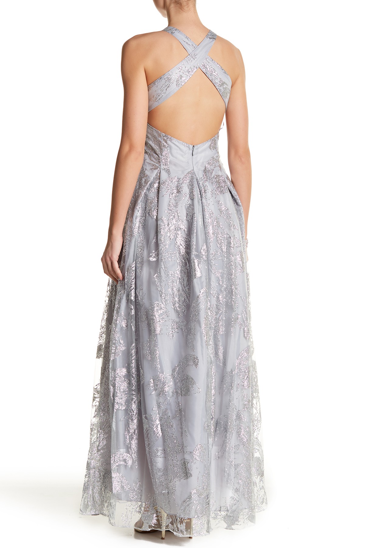 Vestido con espalda cruzada