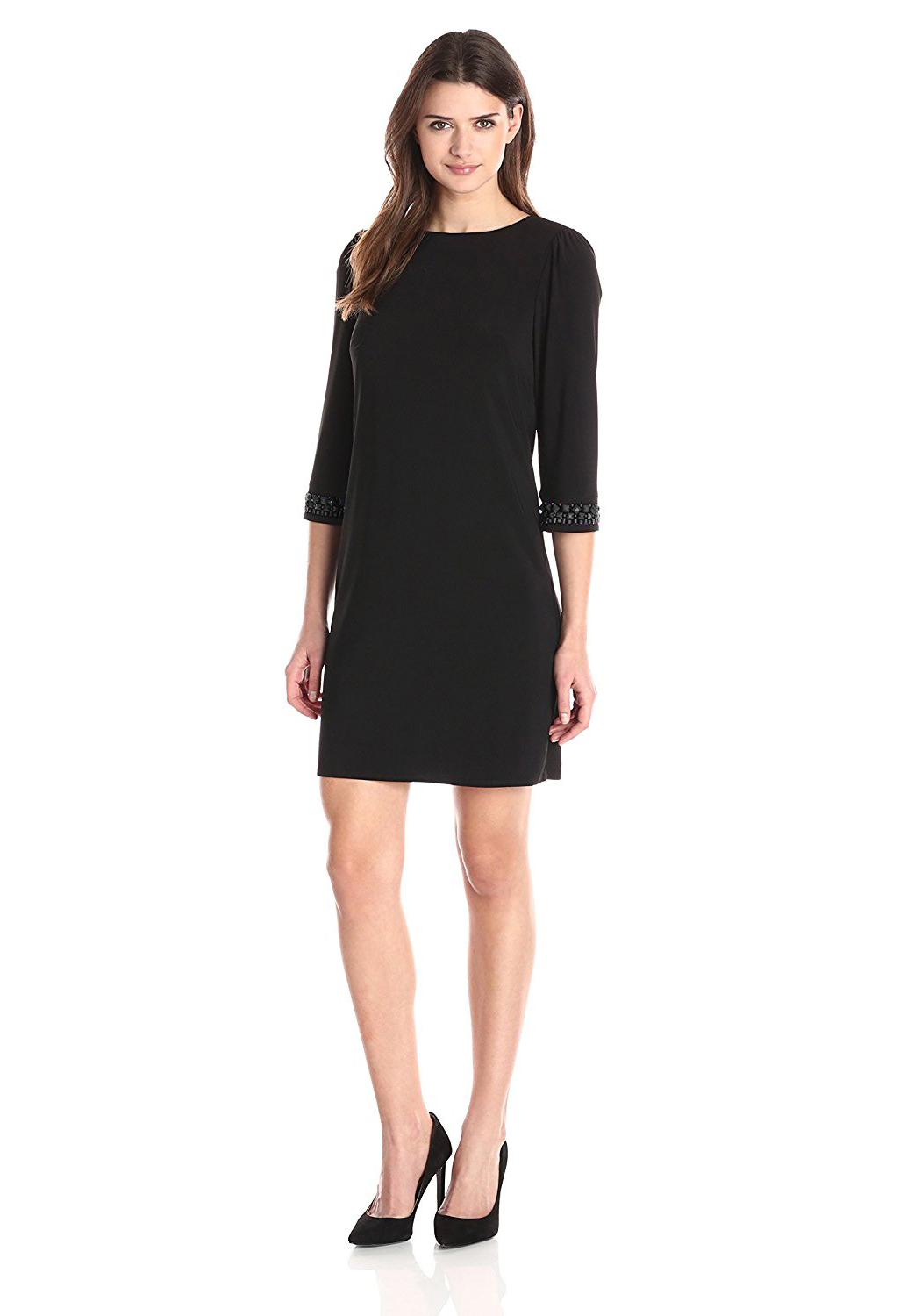 Vestido con pedrería en puños