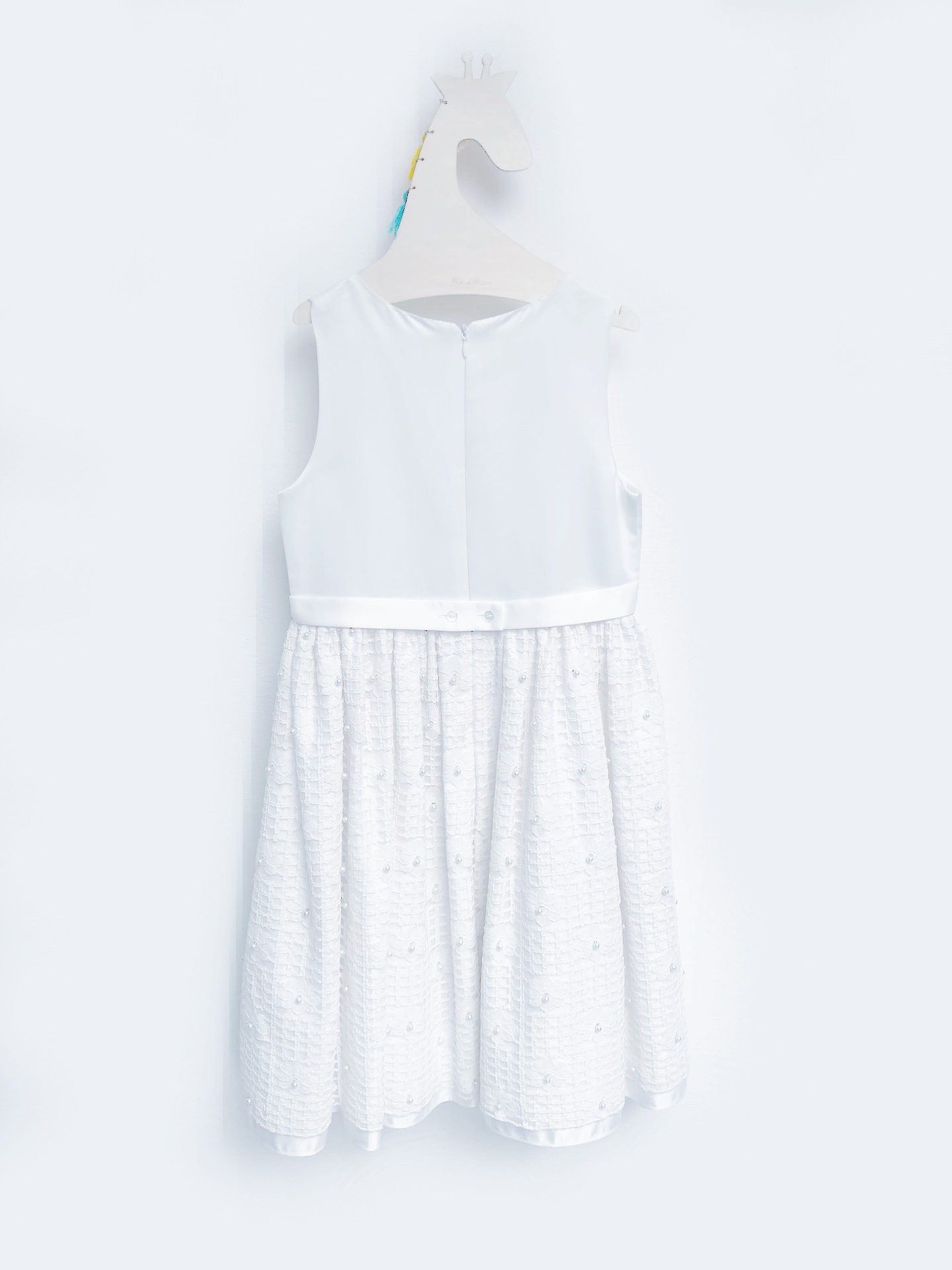 Vestido con perlas