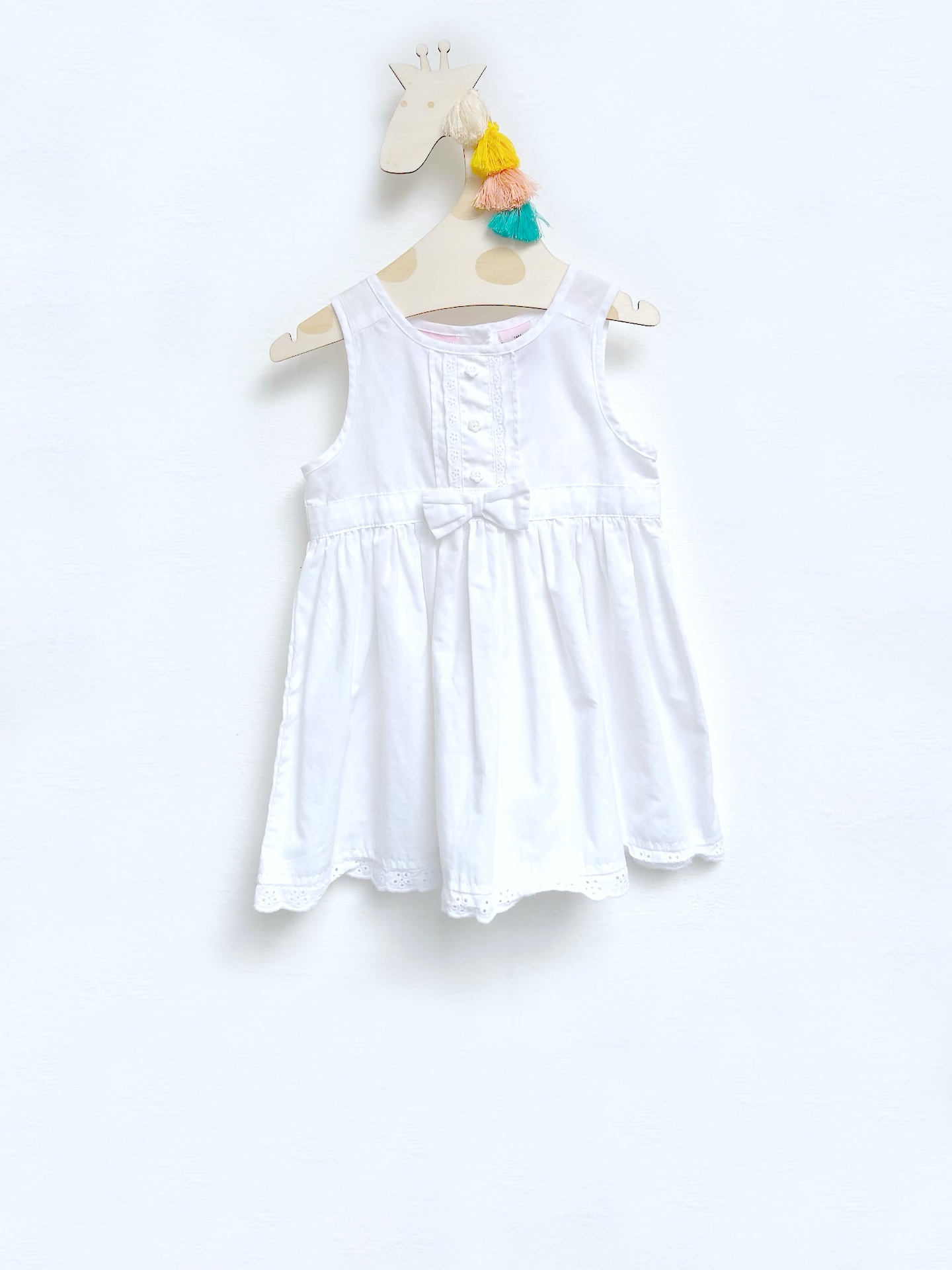 Vestido blanco con botones