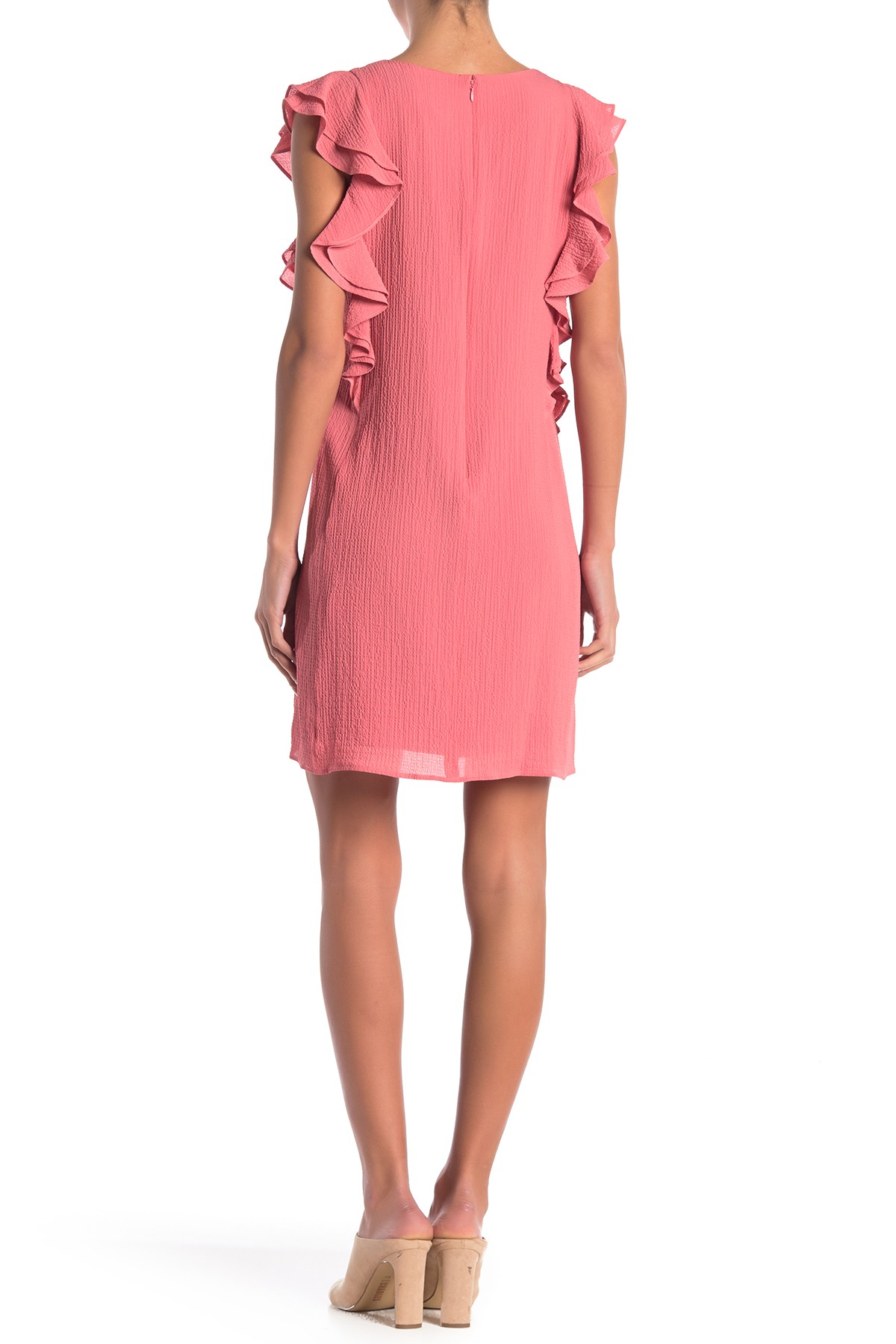 Vestido con volado en hombros