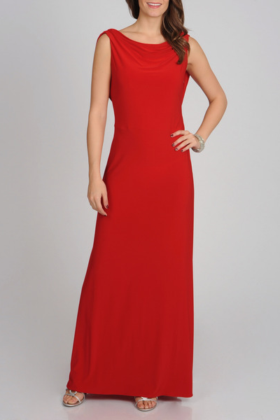 Vestido con escote y espalda volcado