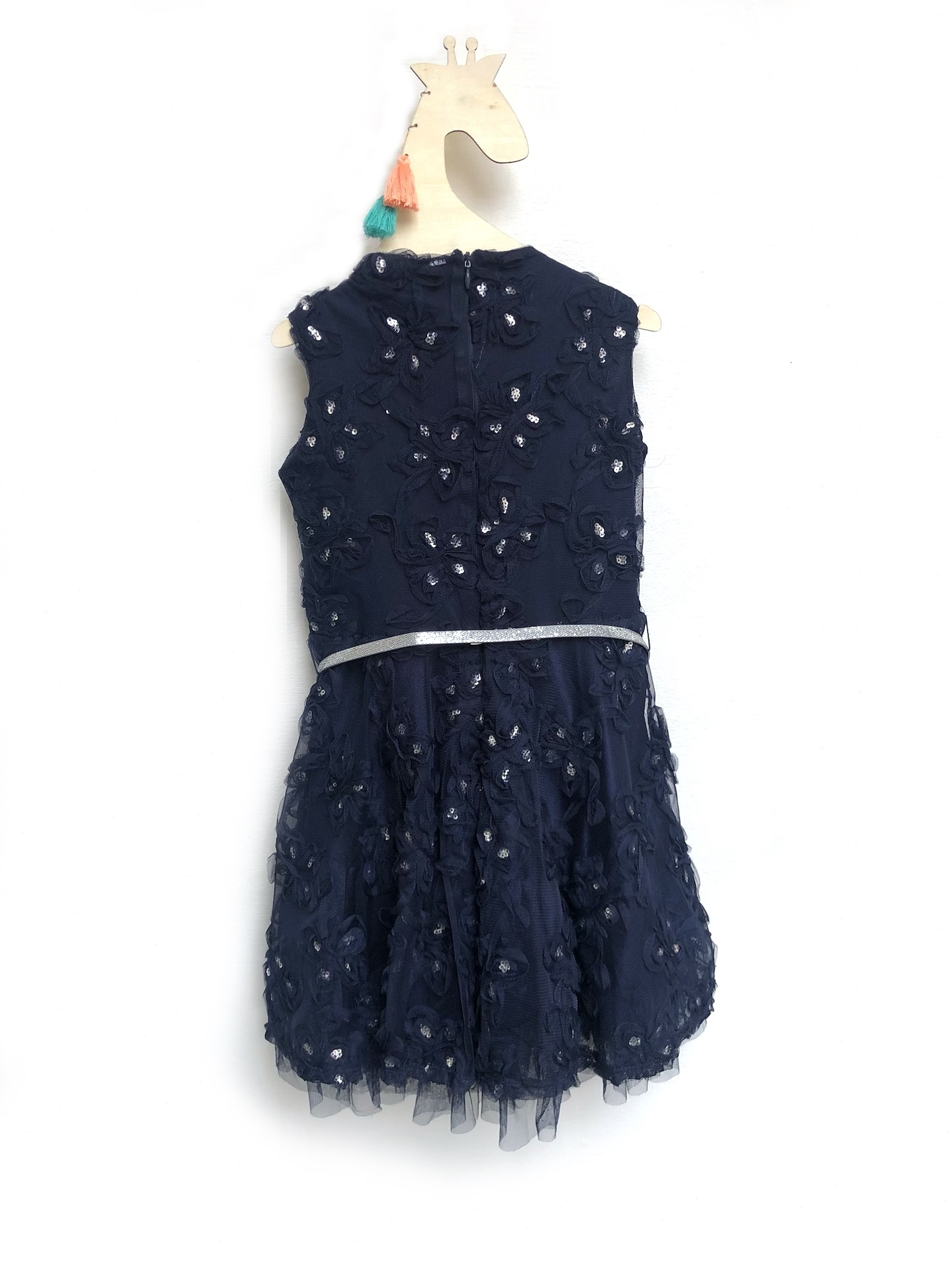 Vestido con cinto