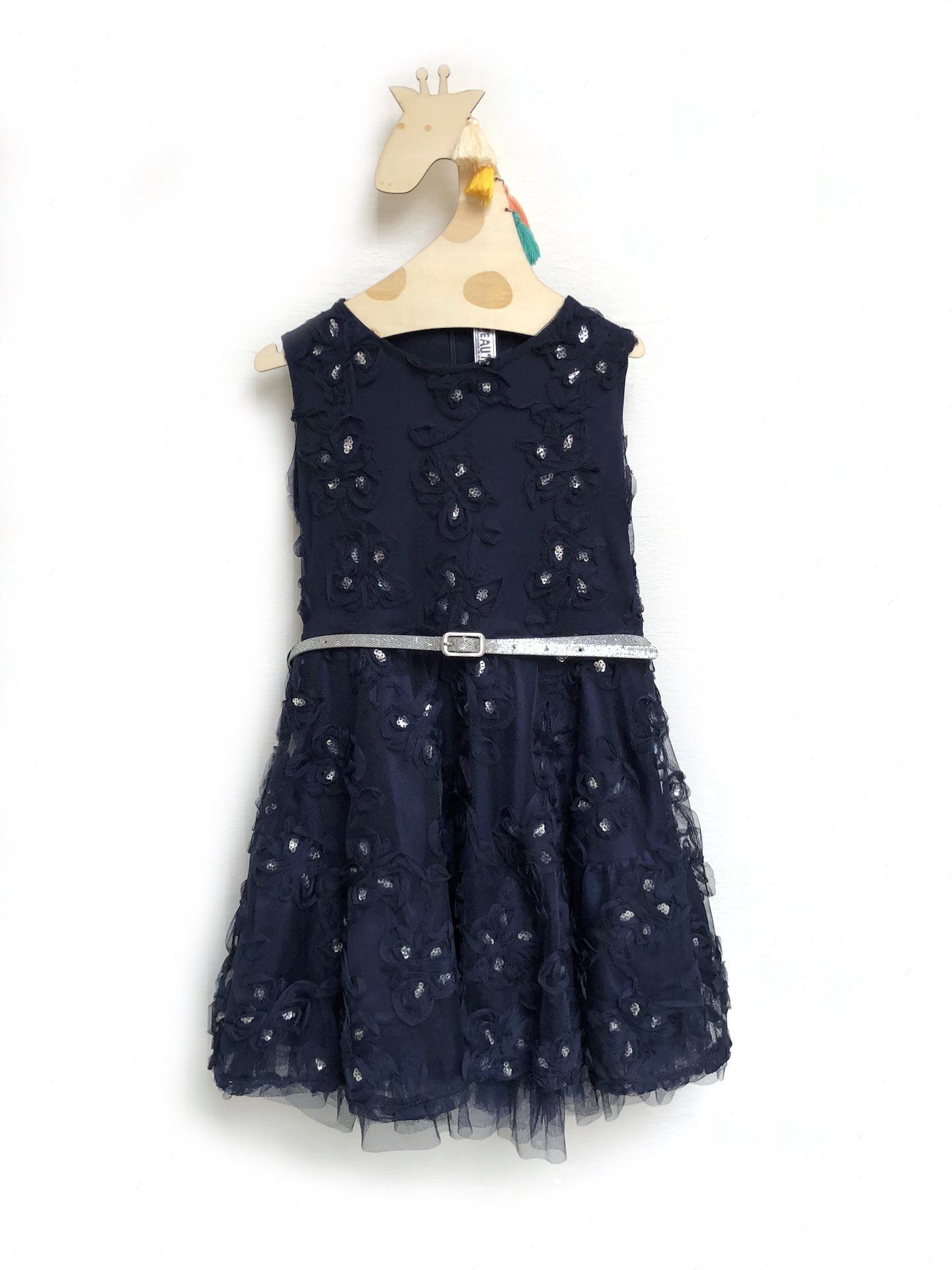 Vestido con cinto
