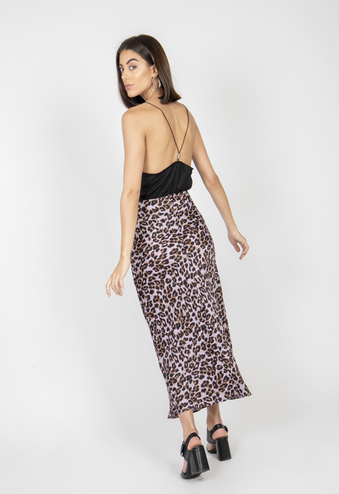 Falda midi en satén animal print