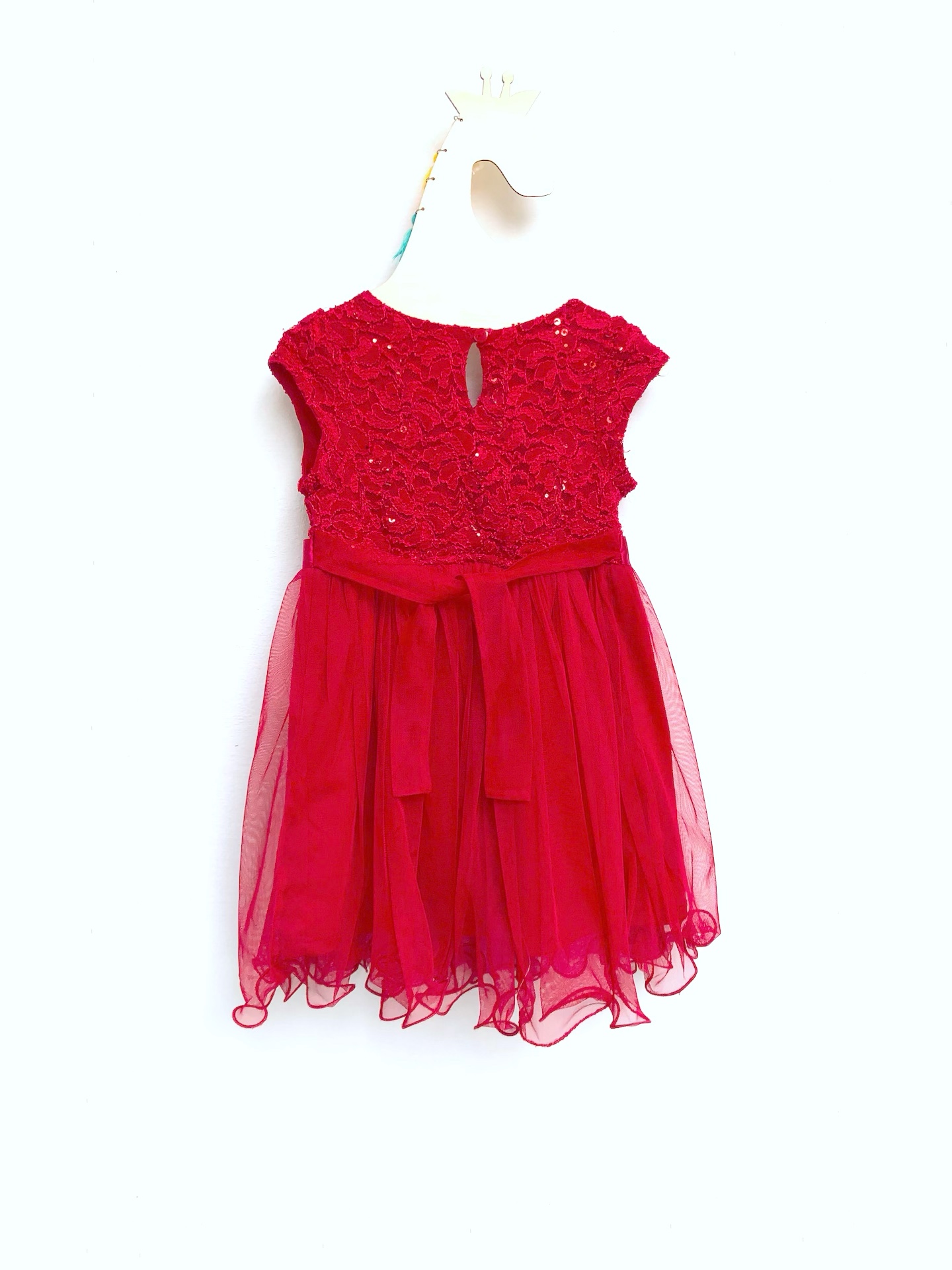 Vestido rojo con falda en tul