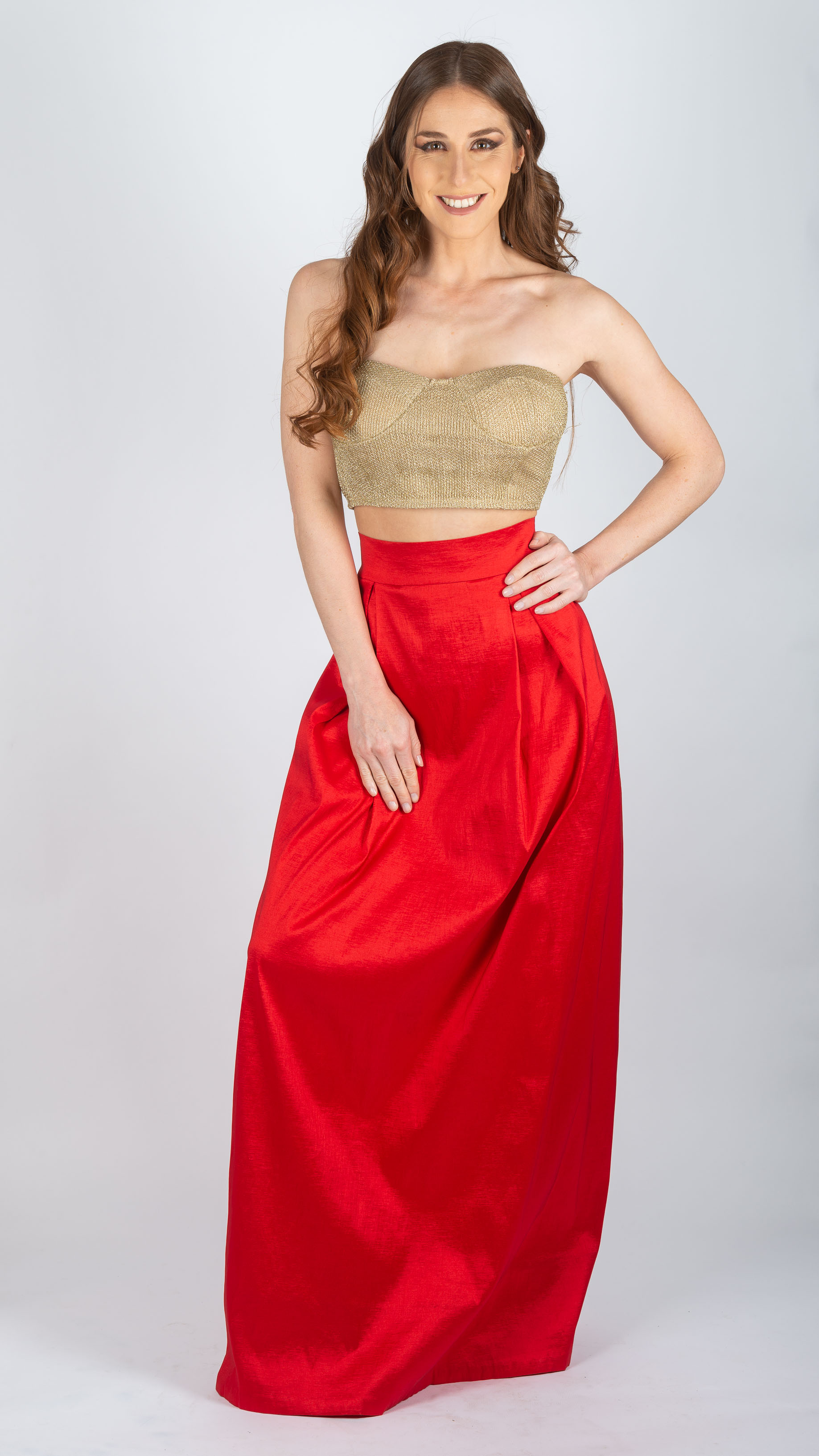 Pollera en tafeta roja