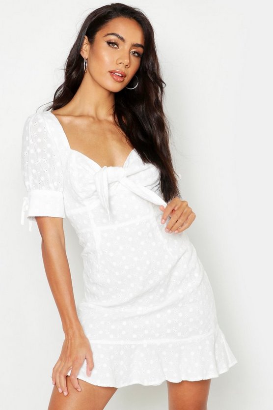 Vestido en broderie