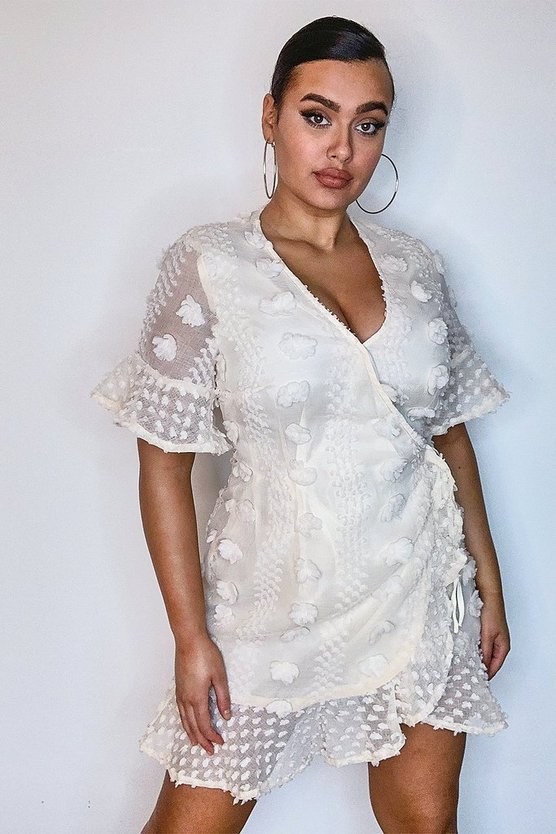 Vestido con aplique de flores