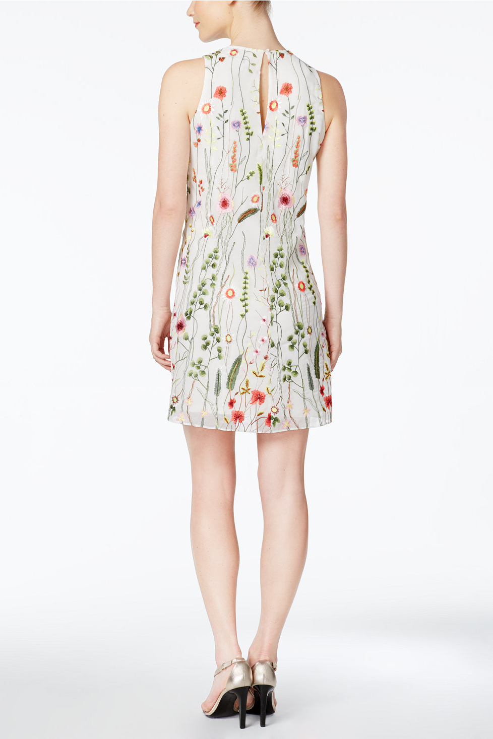 Vestido en gasa bordada