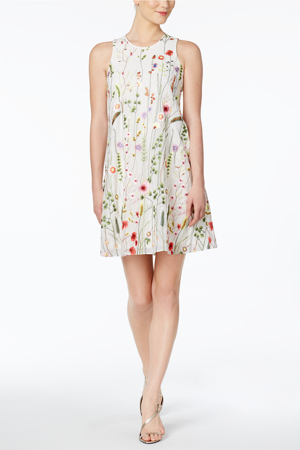 Vestido en gasa bordada