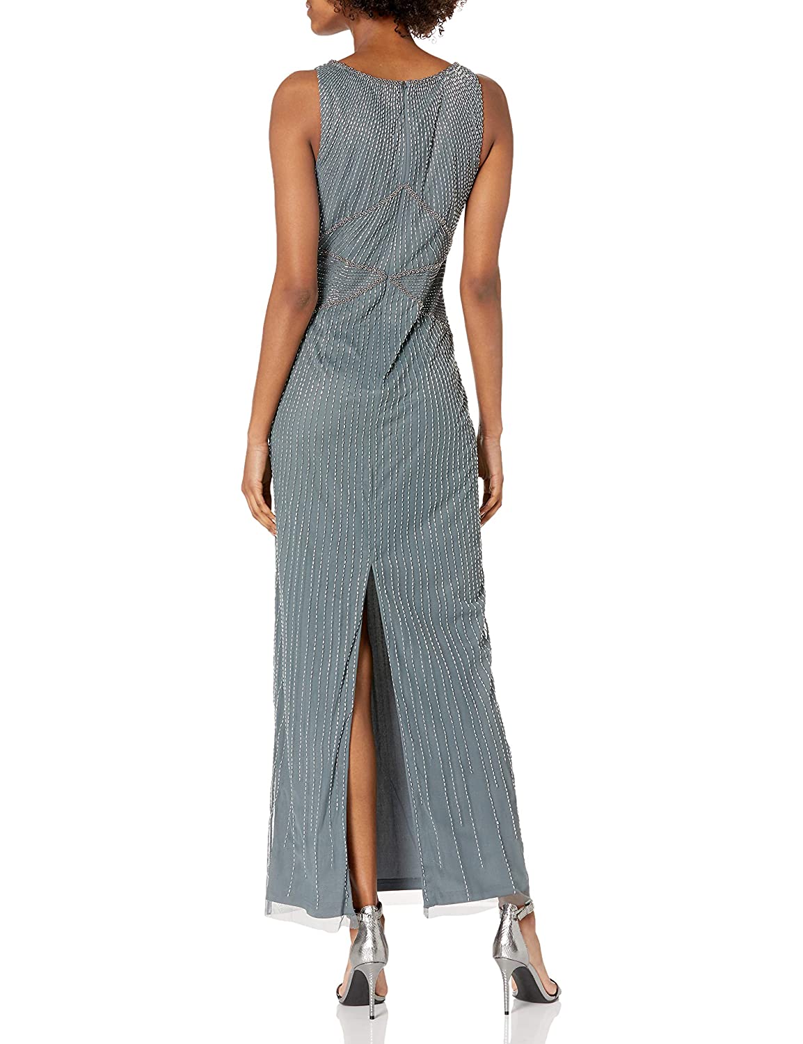 Vestido todo bordado