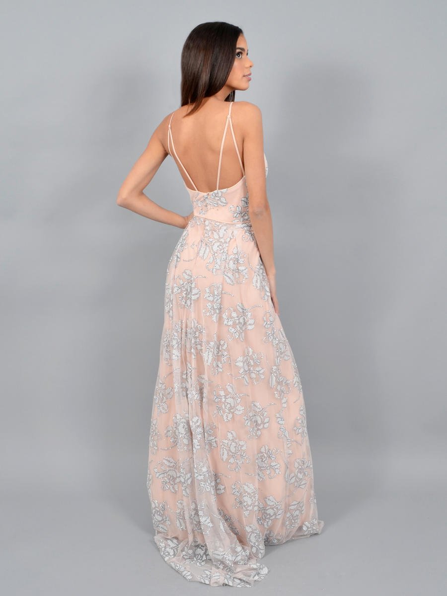 Vestido floreado en blanco