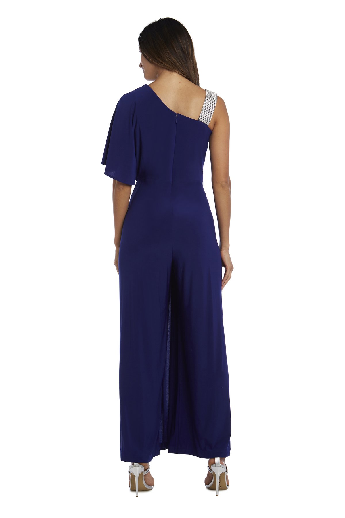 Mono azul con strass en brete y capa en costado