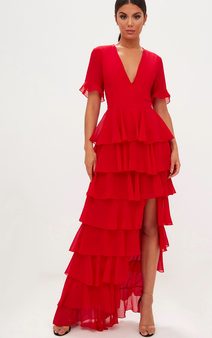 Vestido con volados en falda