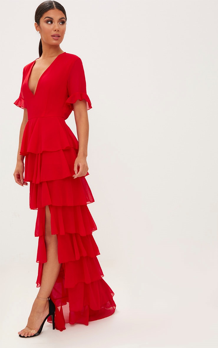 Vestido con volados en falda