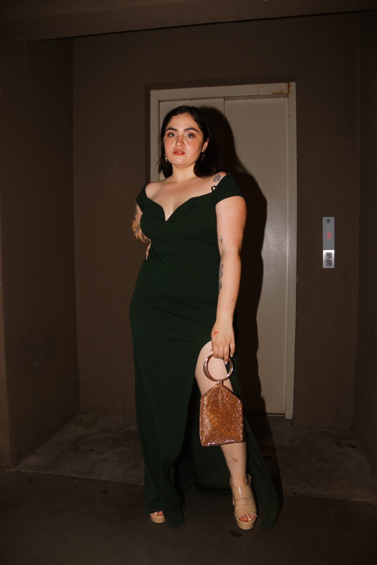 Vestido verde off the shoulder