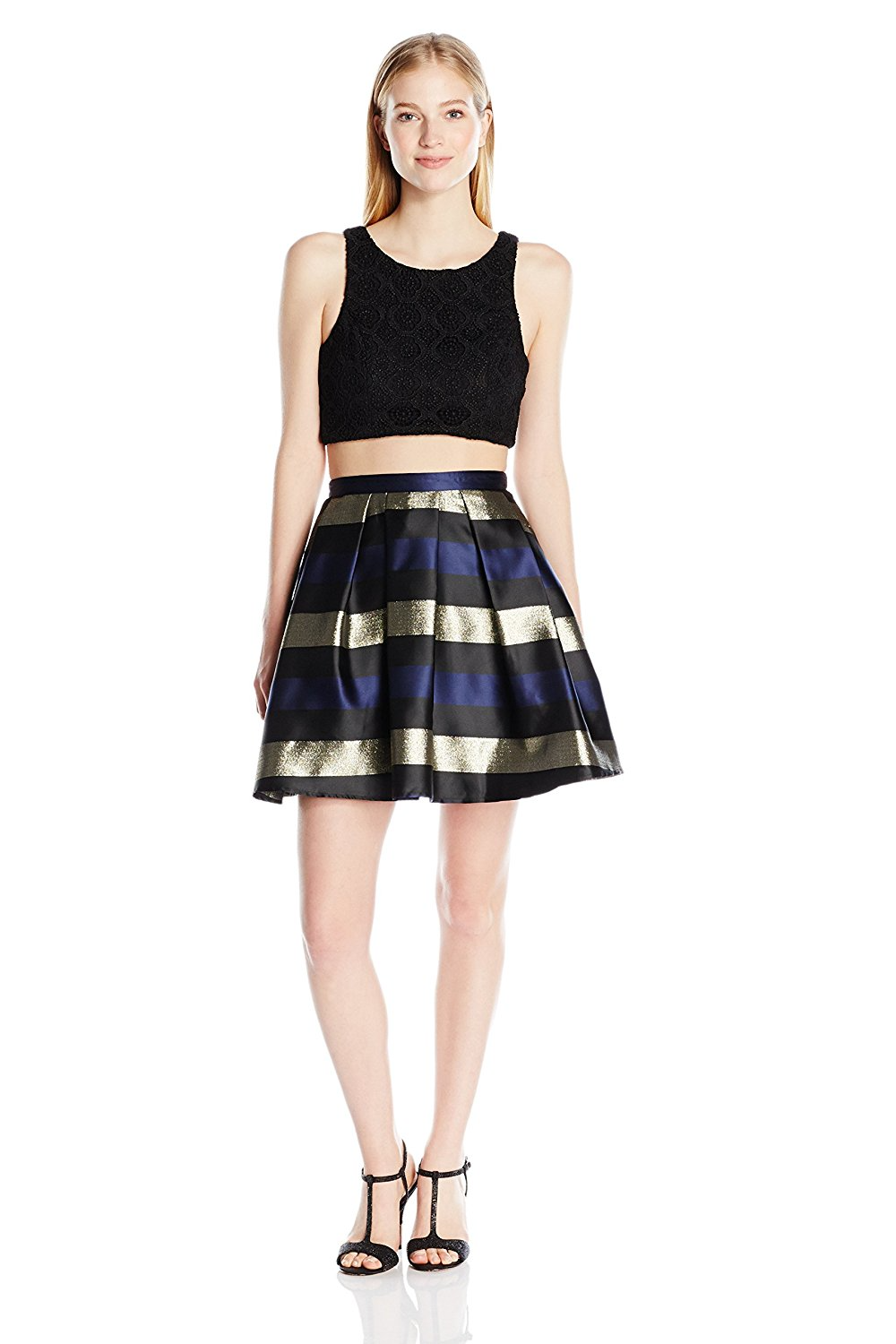 Conjunto de top y pollera