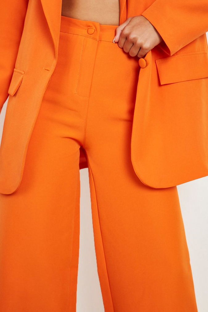 Pantalón ancho