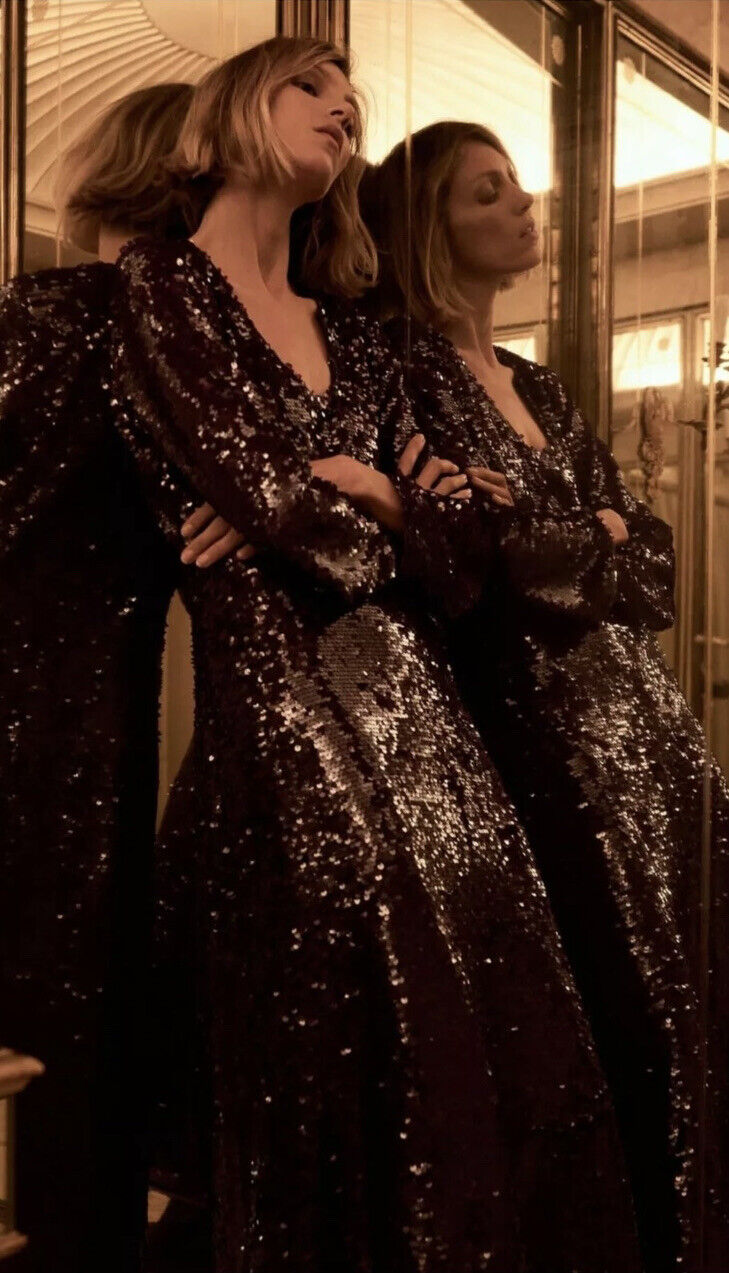 Vestido de lentejuela con manga larga