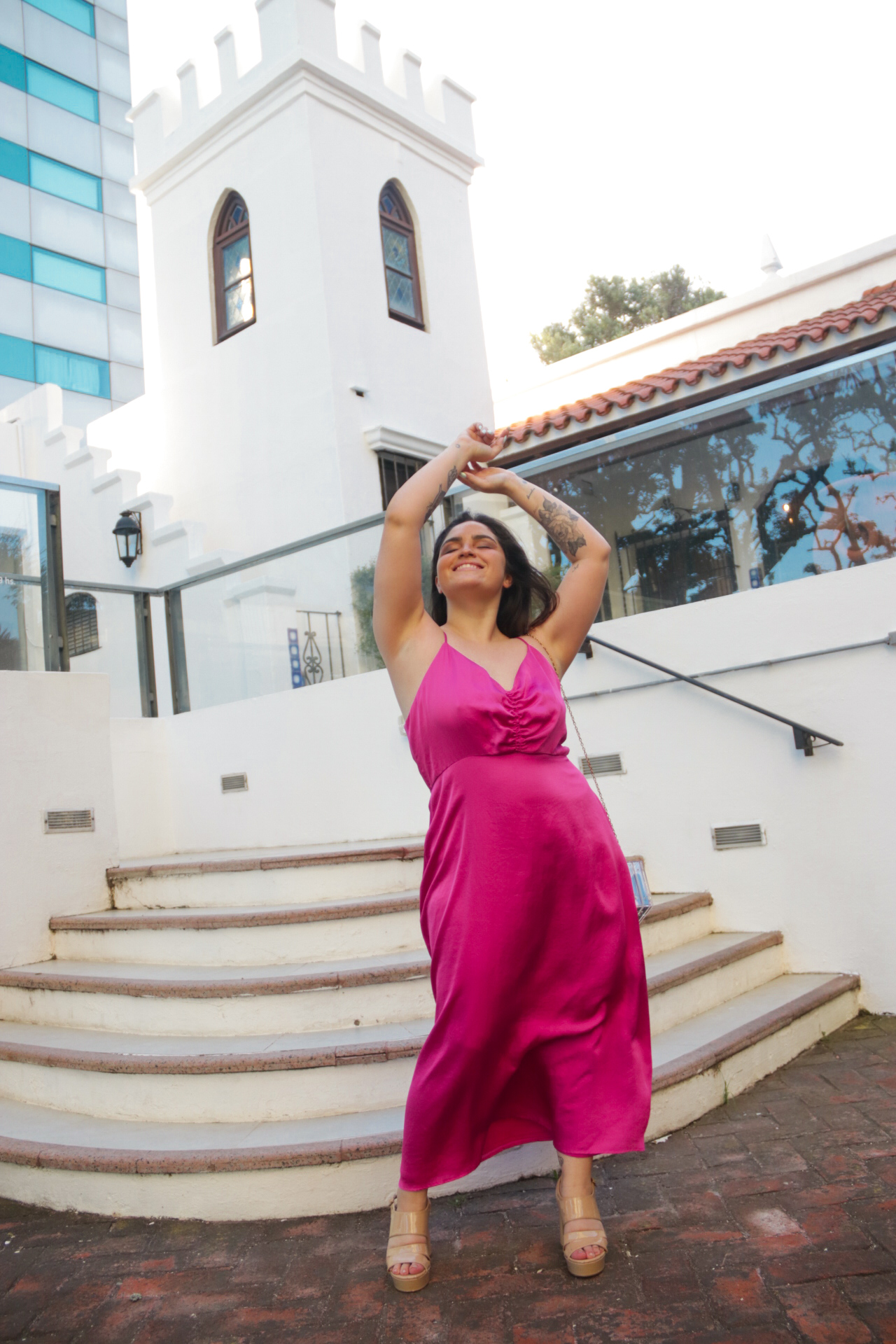Vestido con detalle en espalda