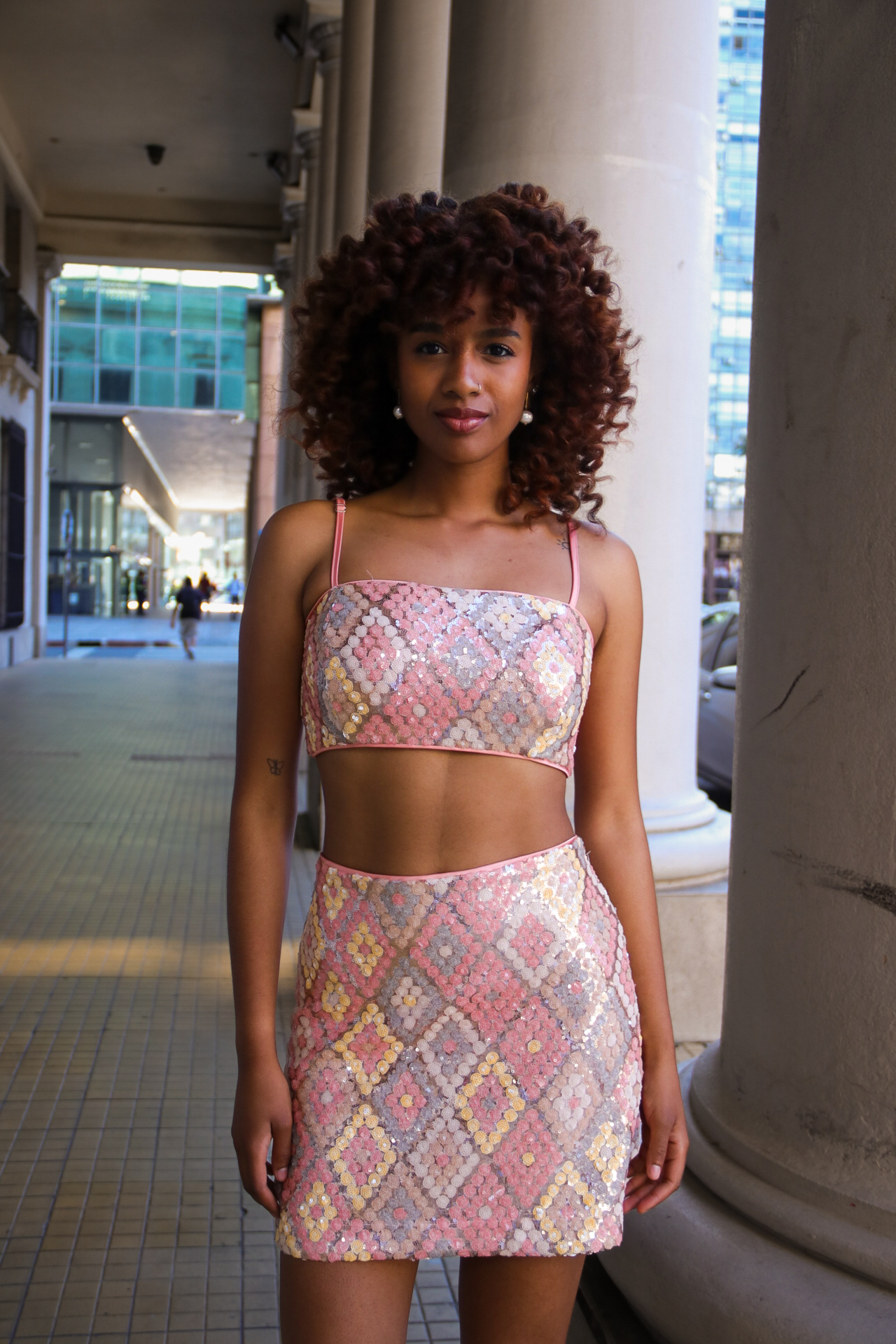 Conjunto de top y falda