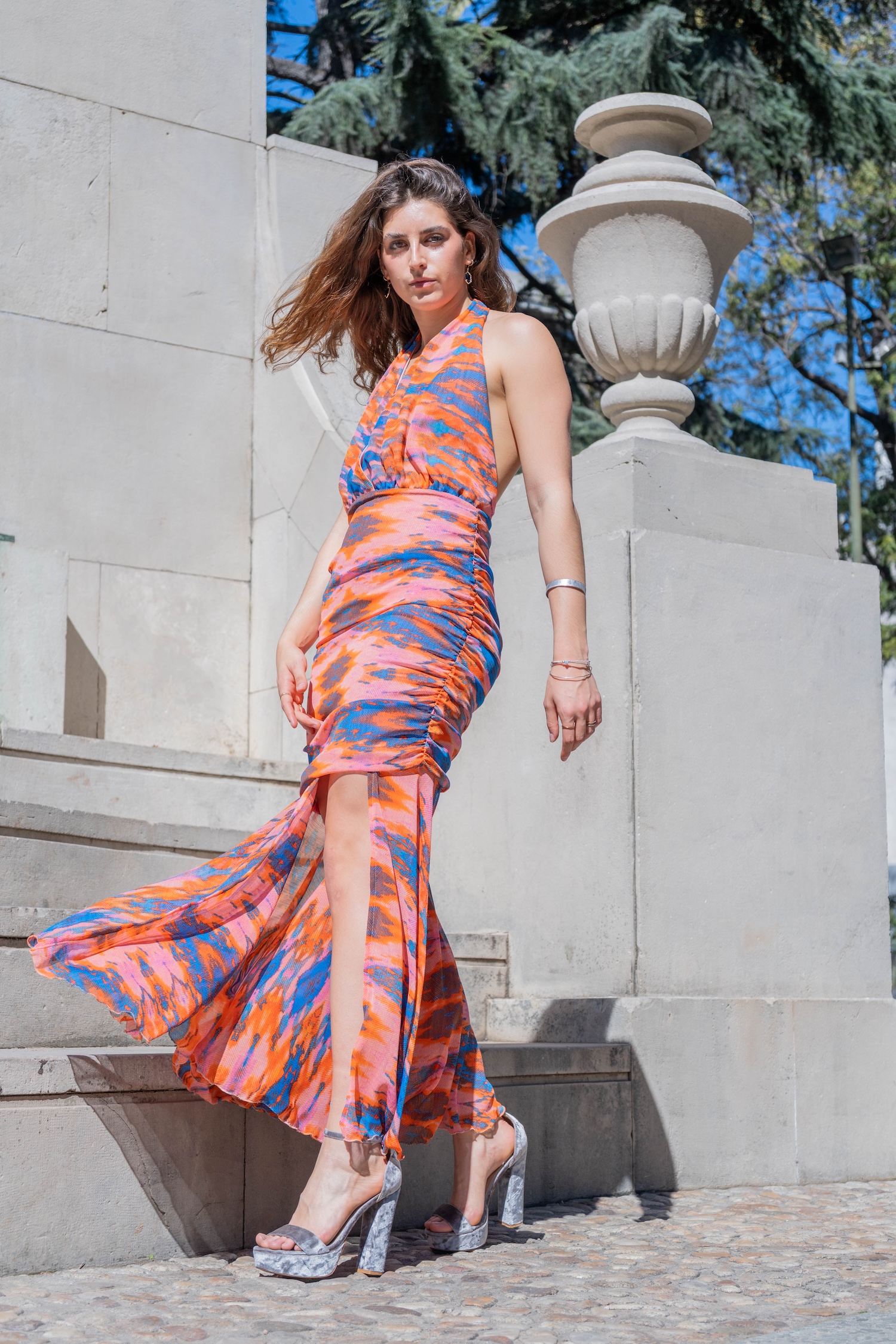 Vestido en gasa con estampado tipo víbora