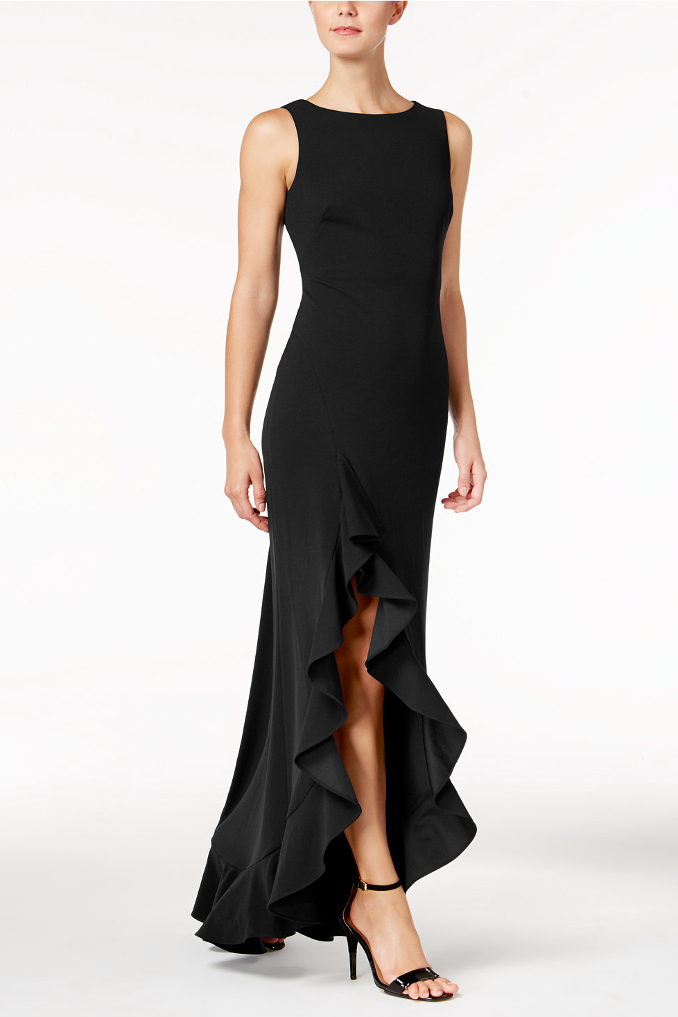 Vestido con tajo con volado
