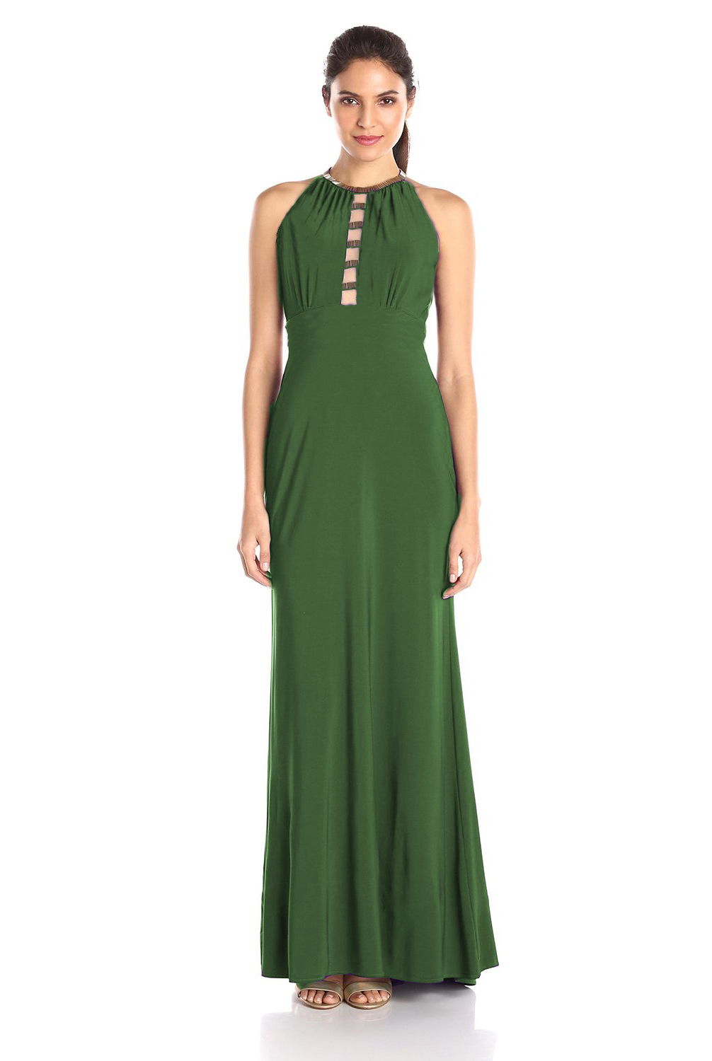Vestido con bordados en escote y espalda