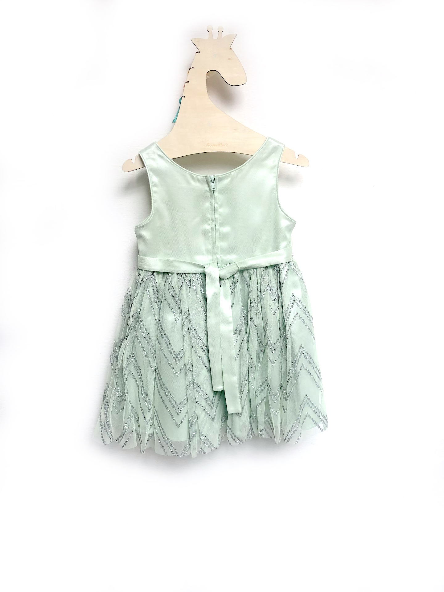 Vestido verde con falda en tul
